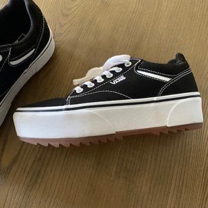 Vans Seldan ST Women's Platform Sneakers